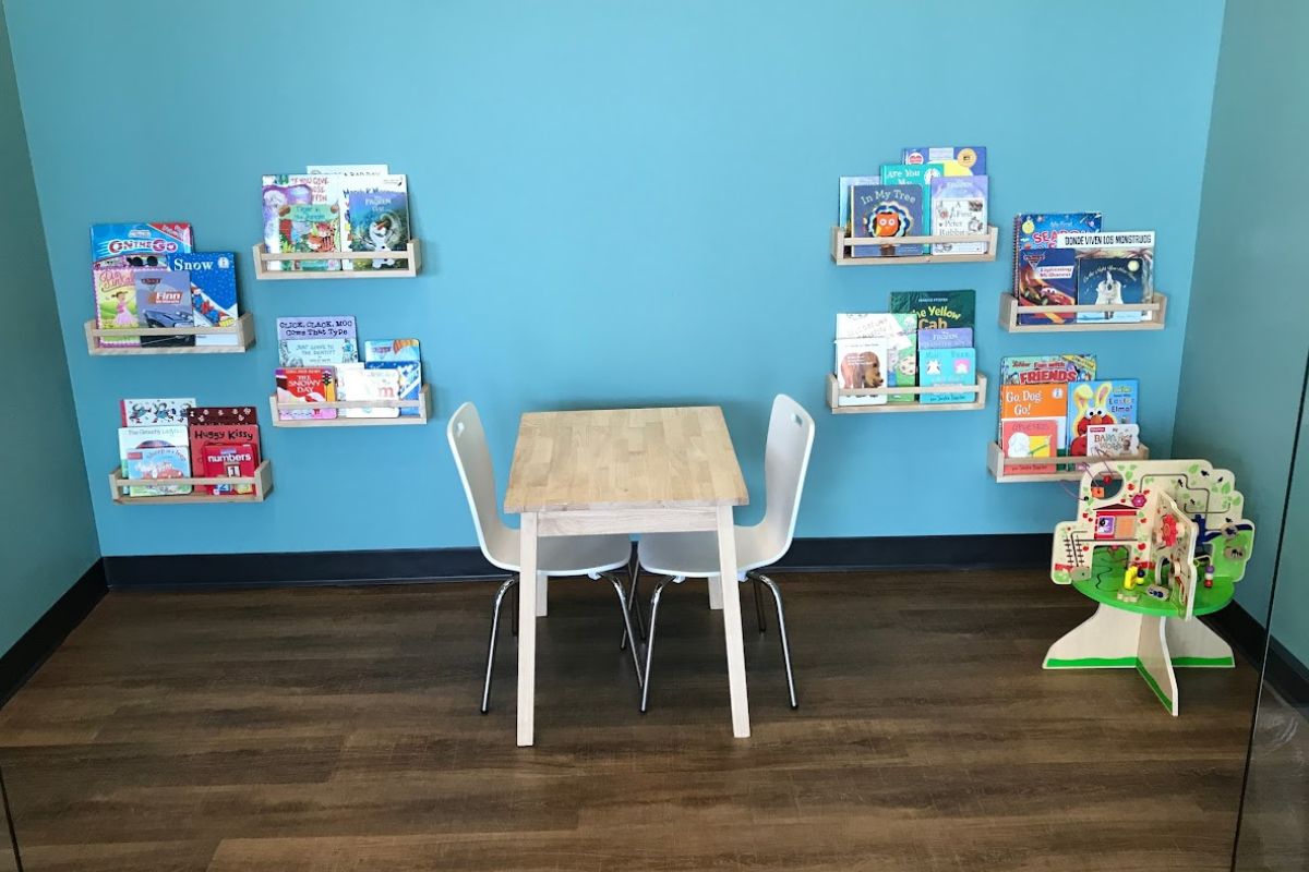 Dental-care-center-zebulon Kids reading area at the dental care center zebulon nc pediatric and family dental office