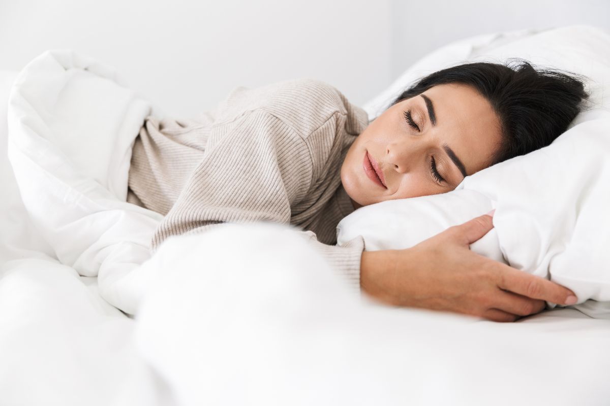 Top-rated-nightguards-eastern-north-carolina Patient resting comfortably with a custom nightguard from the dental care center serving zebulon, wake forest, fayetteville, greenville, smithfield, and wilson, north carolina.