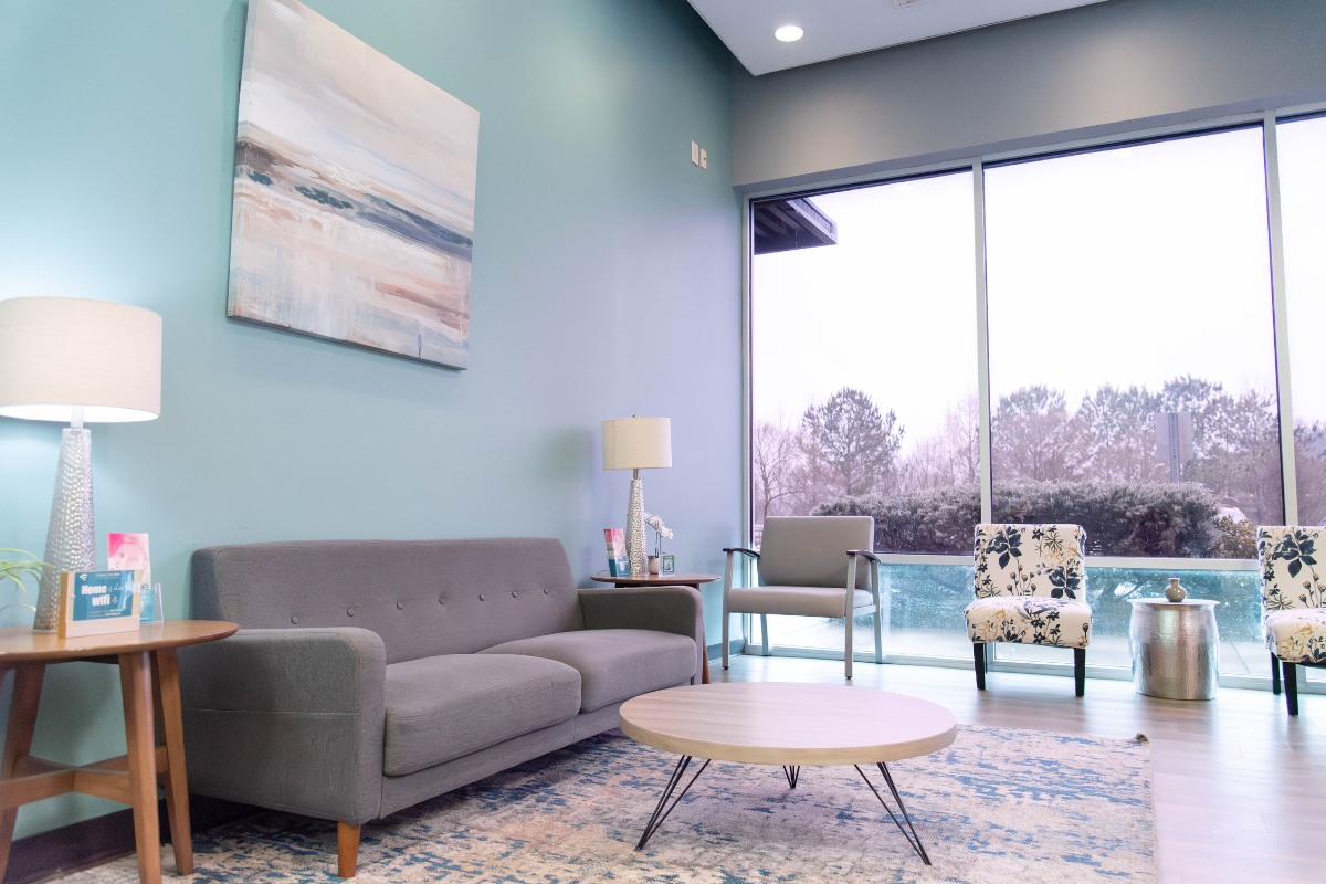 The-dental-care-center-zebulon-office-waiting-room Dental waiting room in zebulon nc with modern seating for family and pediatric patients